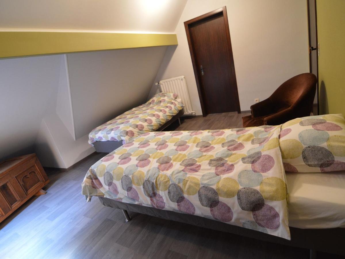 Elegant Villa In Stavelot With Fitness Playroom Стая снимка