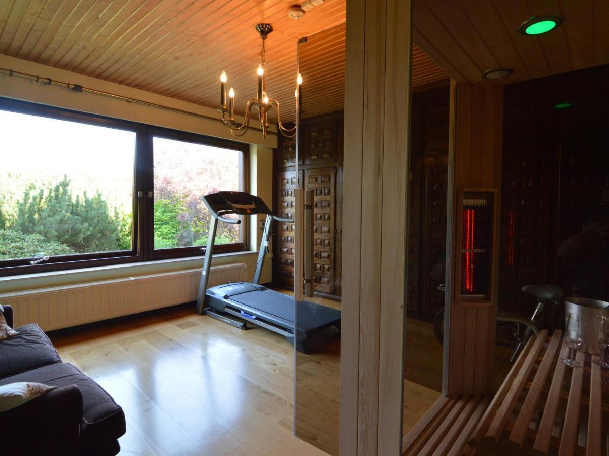 Elegant Villa In Stavelot With Fitness Playroom Екстериор снимка