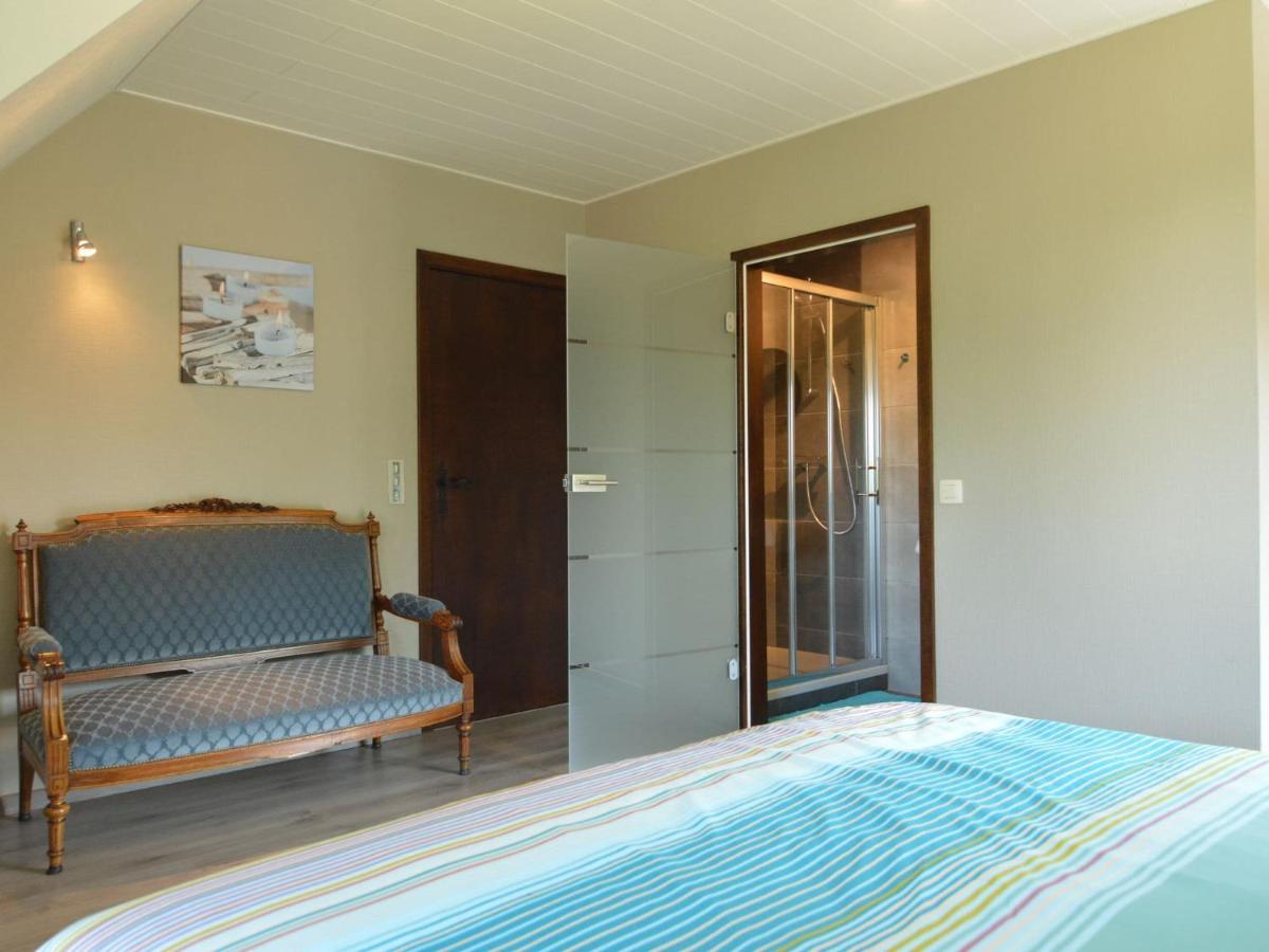 Elegant Villa In Stavelot With Fitness Playroom Екстериор снимка