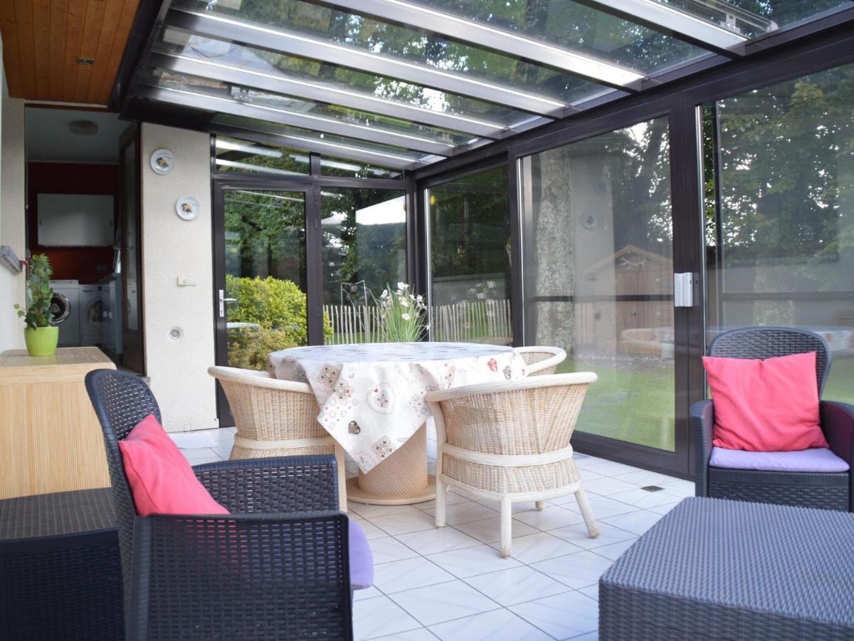 Elegant Villa In Stavelot With Fitness Playroom Екстериор снимка